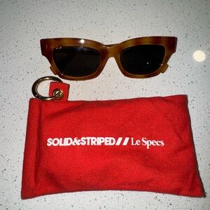 Solid & Striped Le Specs Sunglasses with Red Case